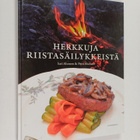 Sari Ahonen : Herkkuja riistasäilykkeistä - pikkukuva 1