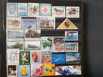 Suomi postituoreita ** postimerkkejä 133kpl