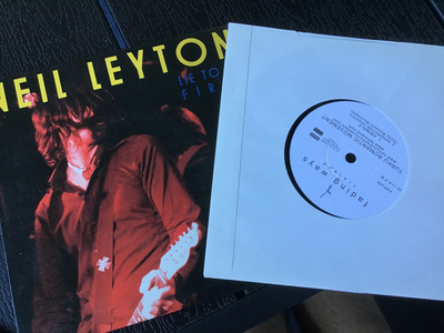 Turku Romantic Movement / Neil Leyton split 7” LP vinyyli