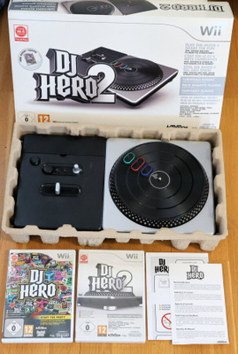 Nintendo Wii: DJ Hero 2 turntable bundle + DJ Hero