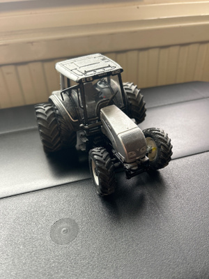 Valtra N111