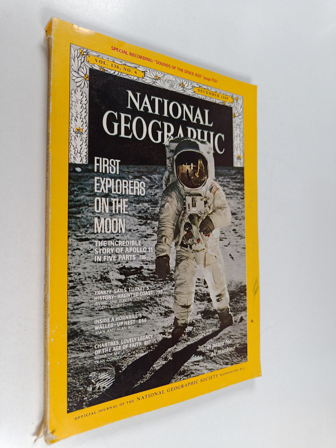 National geographic vol. 136, No. 6 / December 1969