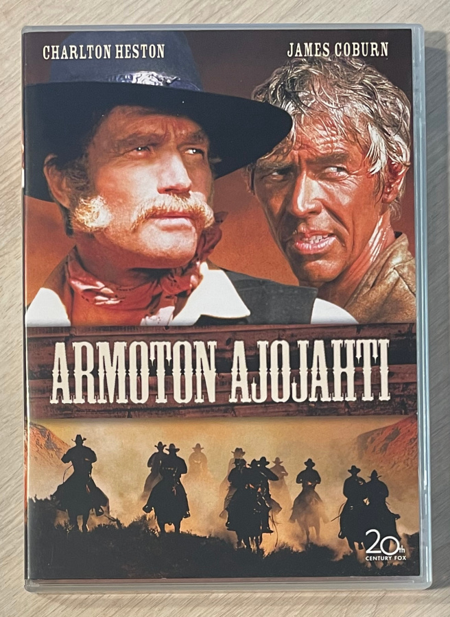 Armoton ajojahti (1976) Charlton Heston, James Coburn