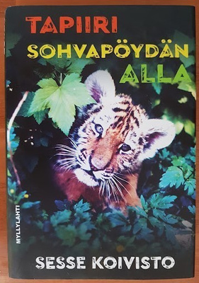 Sesse Koivisto: Tapiiri sohvapöydän alla (signeerattu)