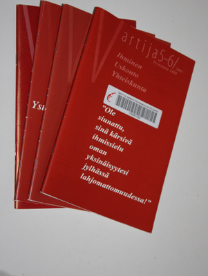Vartija 1, 3-6/2003 (nro 2 puuttuu) : kirkollinen kuukaus...
