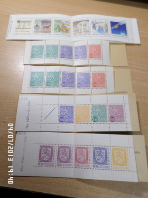 Suomi Postimerkki  vihkoja   5 kpl   markka-aikaisia,