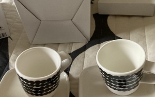 MARIMEKKO ESPRESSOKUPIT JA LAUTASET