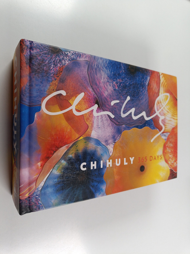 Margaret L. Kaplan : Chihuly - 365 Days