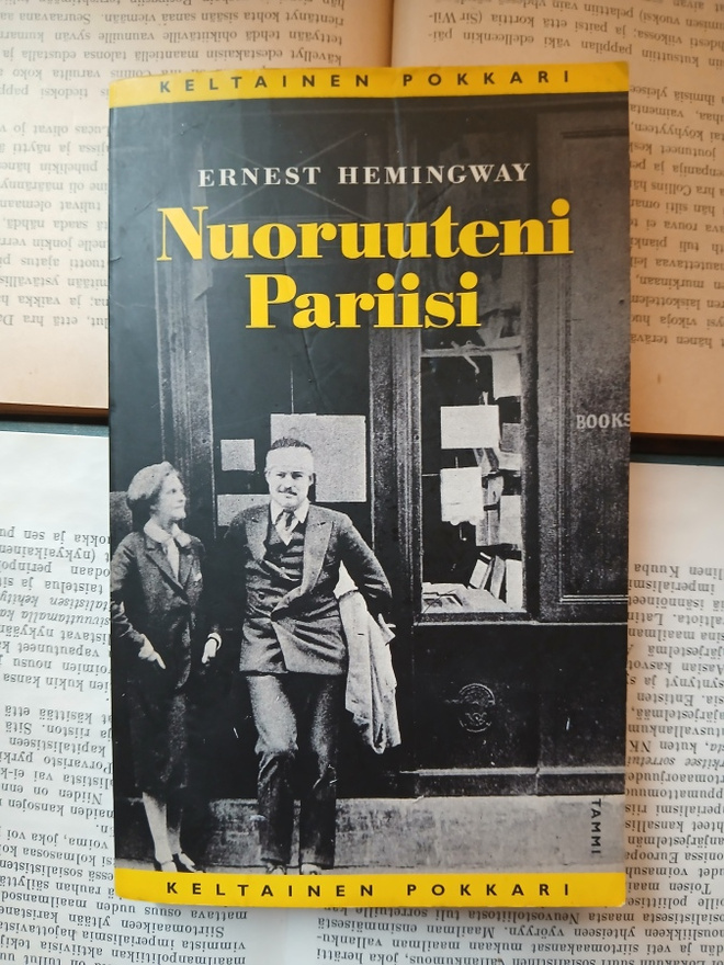 Ernest Hemingway - Nuoruuteni Pariisi (pokkari)