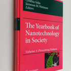 Erik Fisher ym. : The Yearbook of Nanotechnology in socie... - pikkukuva 1