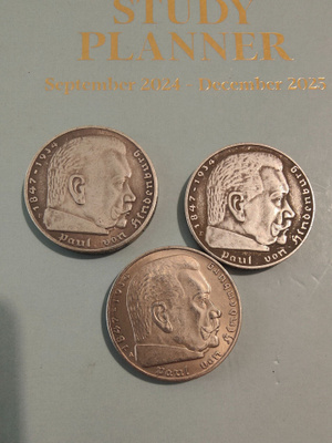 Kolme saksalaista kolikkoa (kopio)