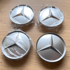 Mercedes-Benz vanteiden uudet mattahopeat keskikupit (75mm) - pikkukuva 1