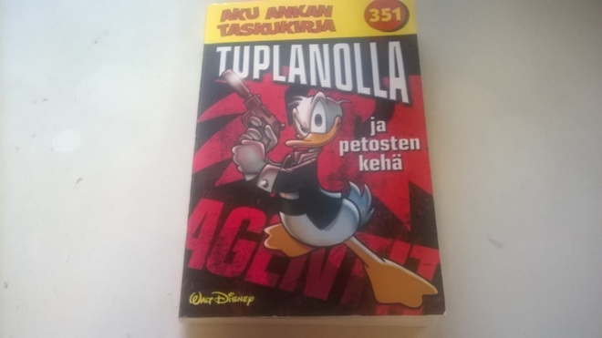 Aku Ankan taskukirja 351 Tuplanolla ja petosten kehä