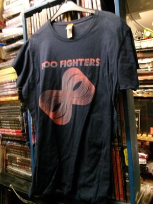 ALE - FOO FIGHTERS T-PAITA (W)