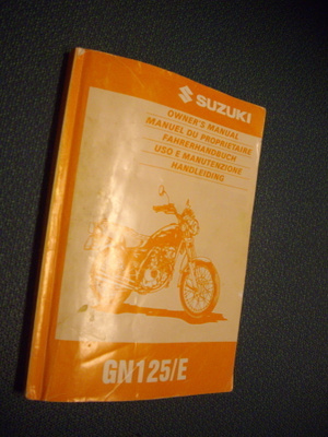 SUZUKI GN125/E Owner`s Manual (1996) Sis.postikulut
