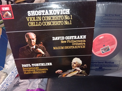 LP David Oistrakh : Shostakovich Violin concerto No.1 +