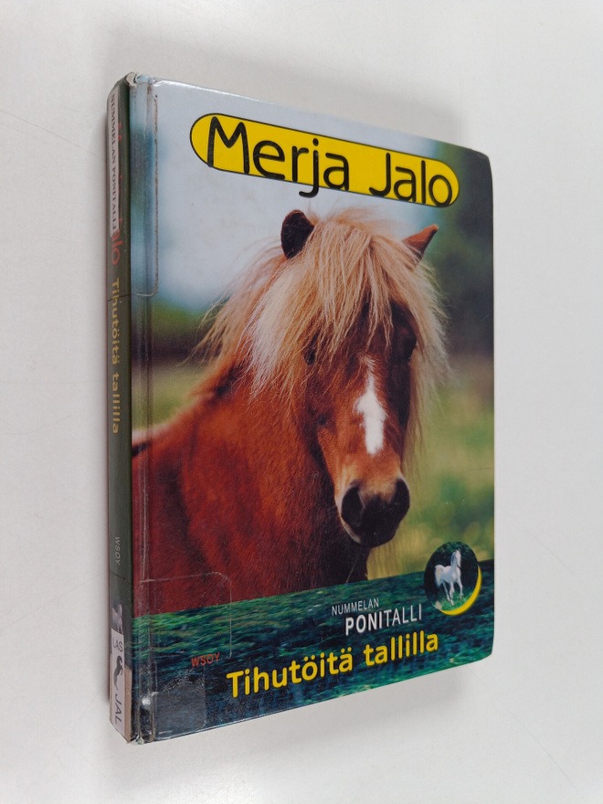 Merja Jalo : Tihutöitä tallilla
