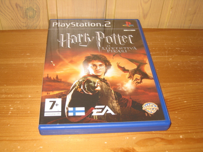 Harry Potter ja Liekehtivä Pikari Ps2 (suomi)