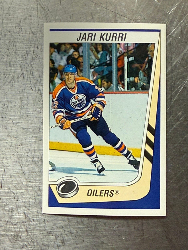 1989-90 Panini Stickers #73 Jari Kurri