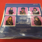 THIN LIZZY - COLD SWEAT M-/EX 2x 7'' SINGLE - pikkukuva 2