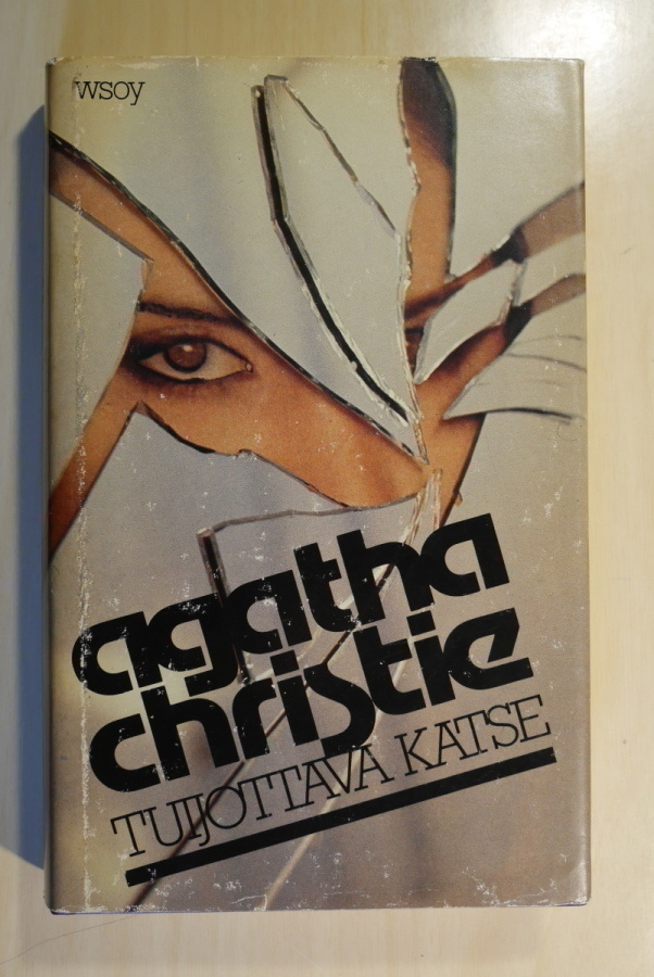 Agatha Christie - Tuijottava katse