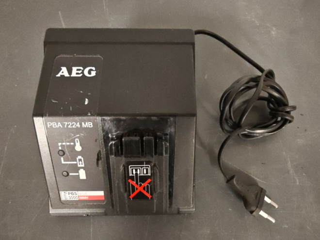 Laturi AEG