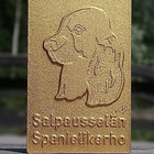 Koira merkki. Kullanvärinen, Valmistajan leimalla. Koko - 50 - pikkukuva 1