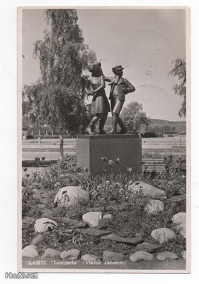 Lahti: Lumisota-patsas (mv)