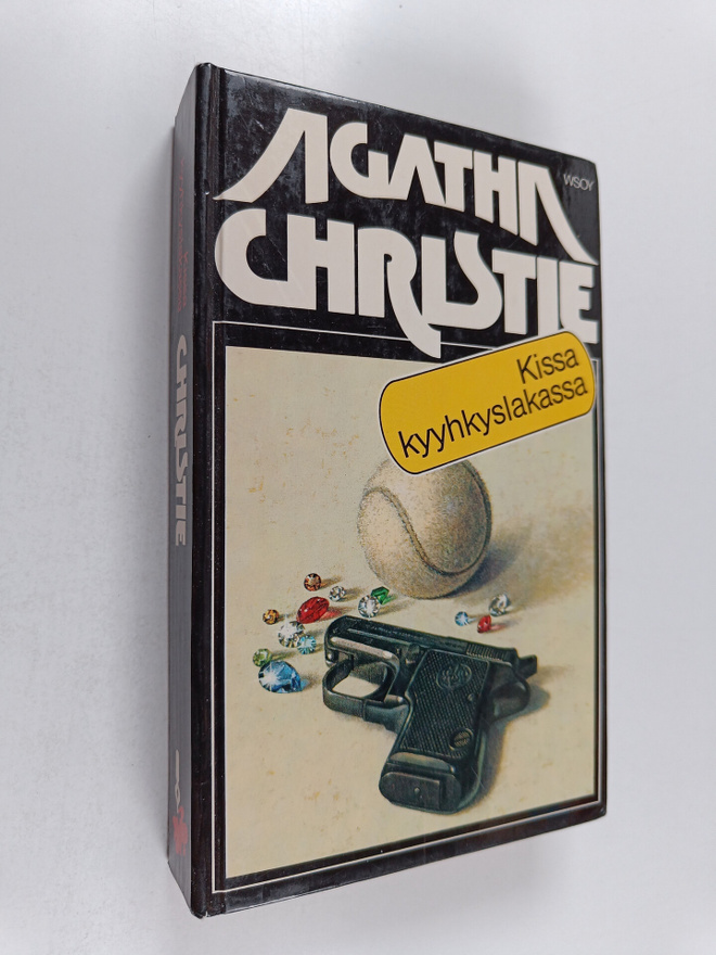 Agatha Christie : Kissa kyyhkyslakassa