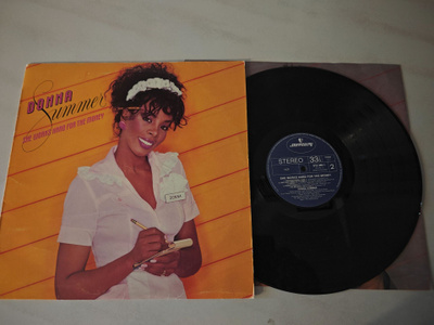 LP Donna Summer/she works hard for the money