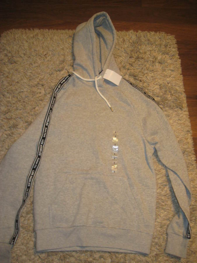 ** H&M college huppari, uusi  koko  s **