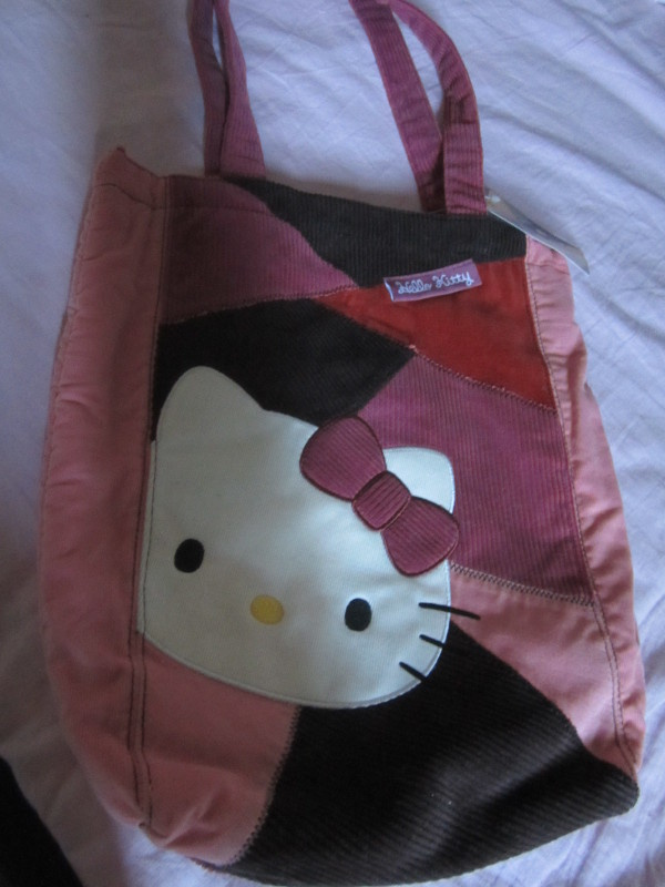 Hello Kitty Samettikassi / Laukku punaisen sävyjä + ruskeaa