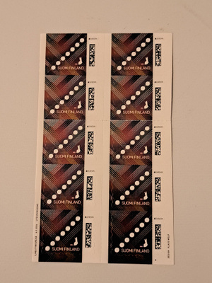 Postimerkkejä/ ikimerkkejä 10 kpl, postituoreet