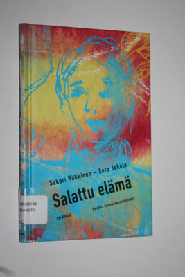 Sakari Häkkinen : Salattu elämä