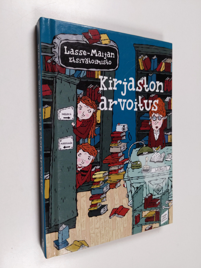 Martin Widmark ym. : Kirjaston arvoitus