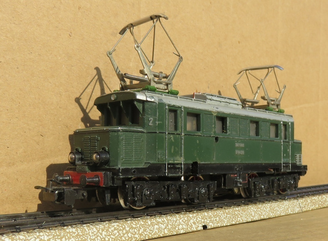 Märklin DB E44 oldtimer sähköveturi
