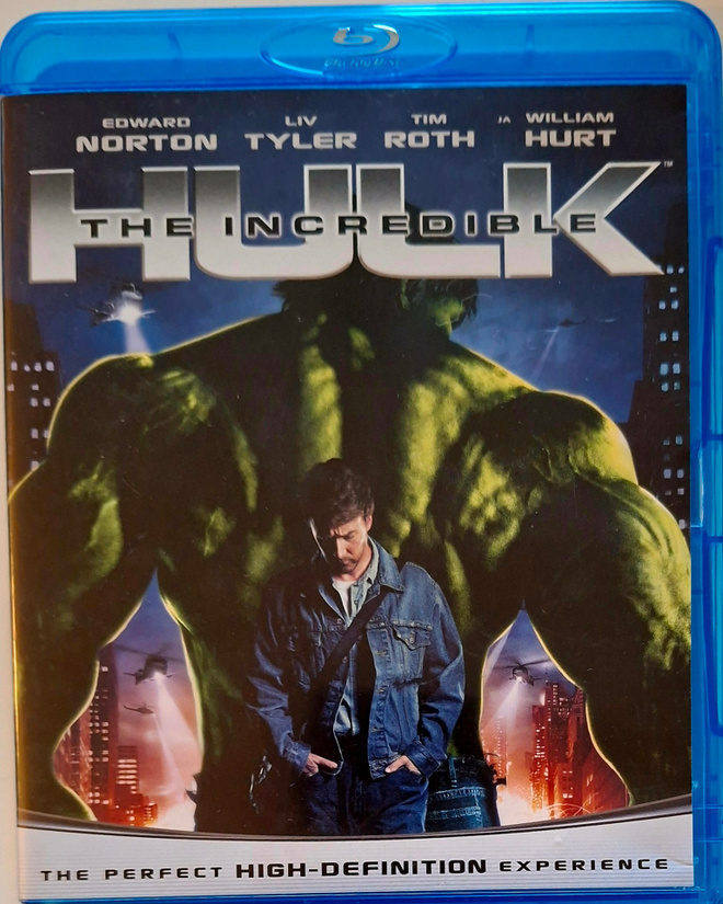 THE INCREDIBLE HULK BLU-RAY