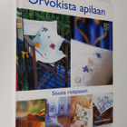 Caroline Birkett : Orvokista apilaan : sisusta ristipistoin - pikkukuva 1