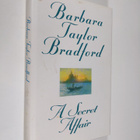 Barbara Taylor Bradford : A Secret Affair - pikkukuva 1