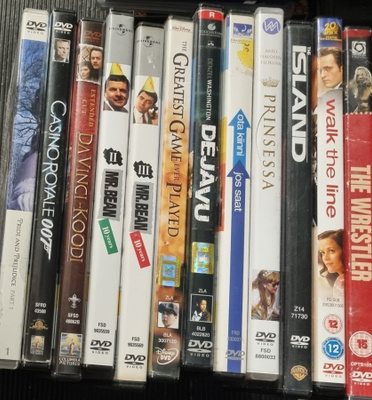 DVD 18kpl nippu huonokuntoisia