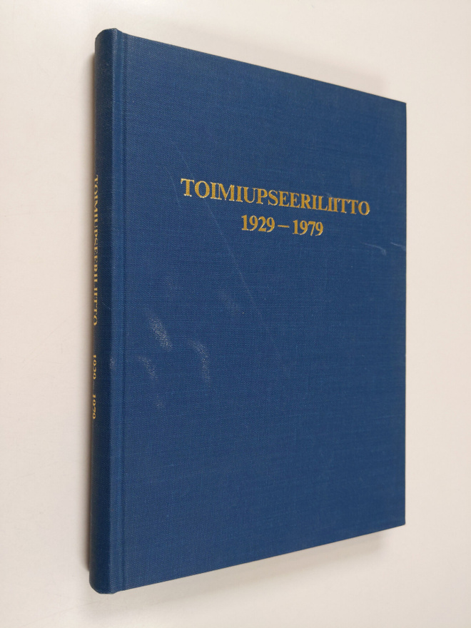 Erkki Suokas : Toimiupseeriliitto 1929-1979