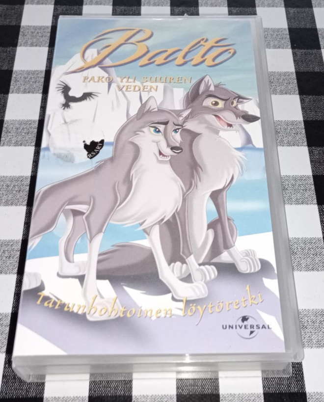 BALTO PAKO YLI SUUREN VEDEN VHS