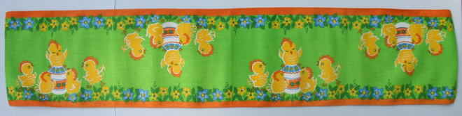 Pääsiäiskaitaliina  117,5 x 24,5 cm
