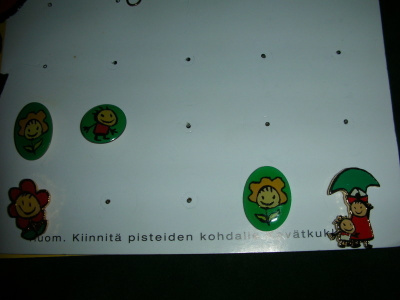5 kpl MLL pinssejä
