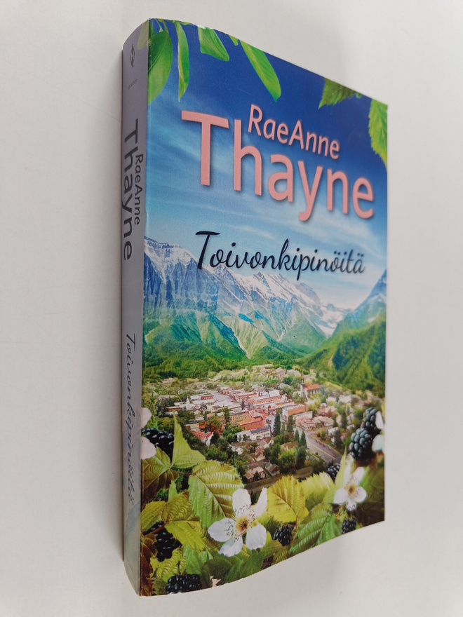 RaeAnne Thayne : Toivonkipinöitä