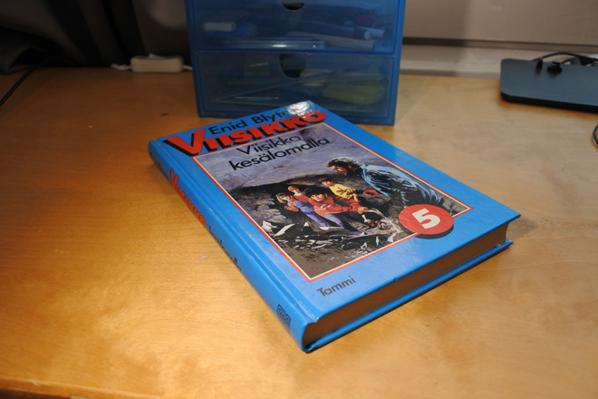 Enid Blyton: Viisikko kesälomalla, sidottu, hyvä