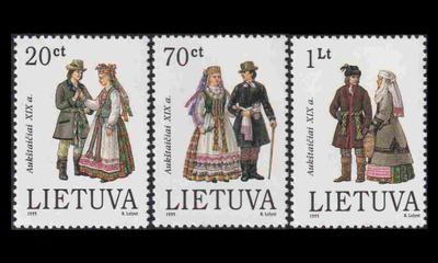 Liettua 581-3 ** Kansanpukuja (1995)