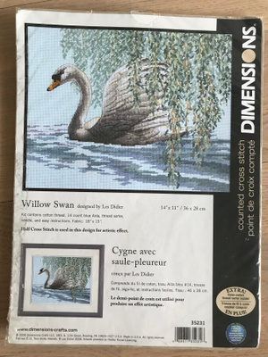 Ristipistopakkaus / ristipistotyö Willow Swan Dimensions