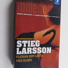 Stieg Larsson : Flickan som lekte med elden - pikkukuva 1