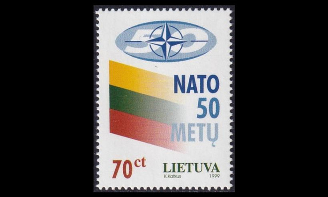 Liettua 692 ** NATO 50v (1999)